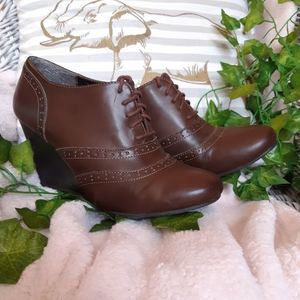 Mootsie Tootsie Oxford Wedge Boot